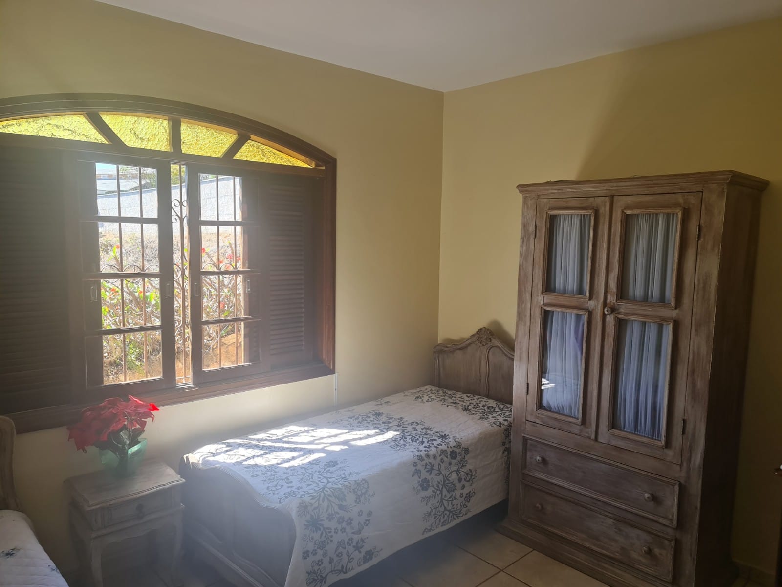 Quarto individual do Recanto Nova Canaã